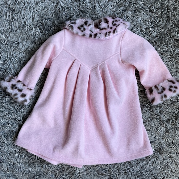 Coat - Picture 2 of 7